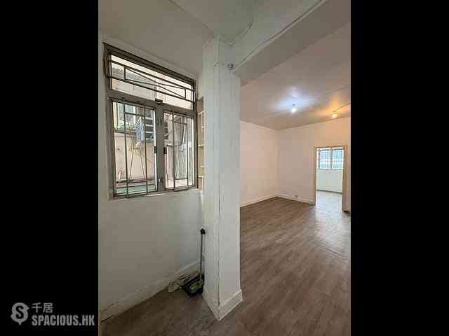 Sai Ying Pun - Fuk Shing Building 03