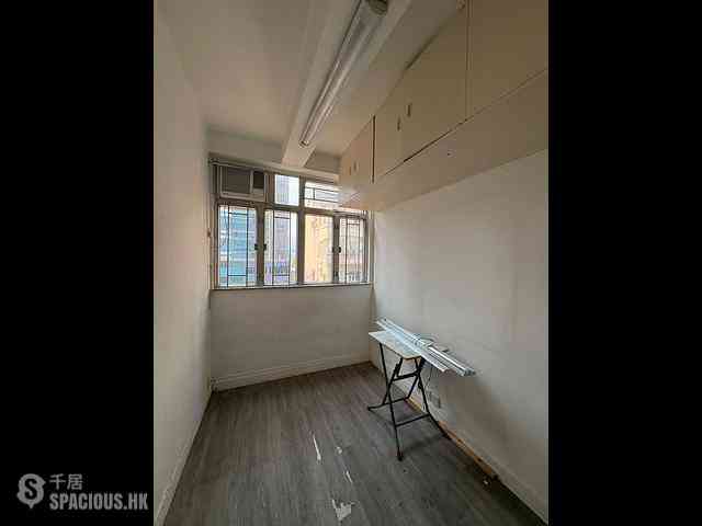 Sai Ying Pun - Fuk Shing Building 14