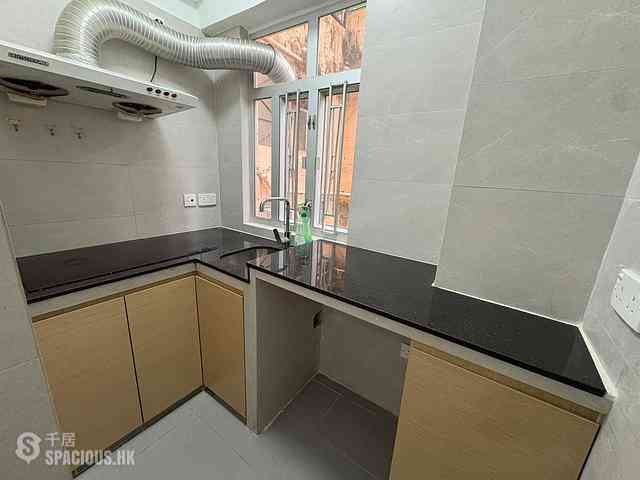 Sai Ying Pun - 2-4, Eastern Street 04