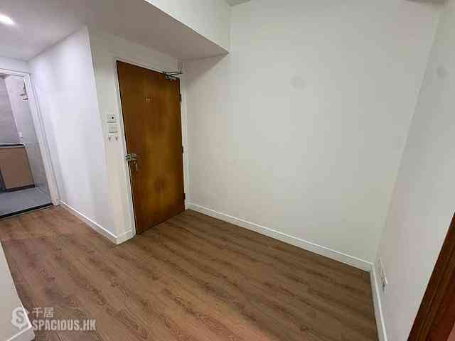 Sai Ying Pun - 2-4, Eastern Street 05