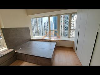 Mid Levels Central - The Icon 03