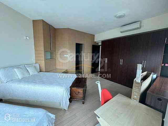 West Kowloon - Sorrento Phase 2 Block 1 02