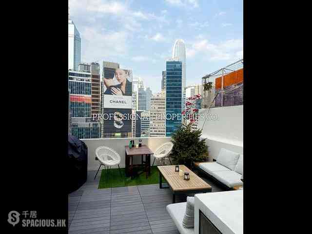 Central - Tung Yuen Building 01