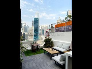 Central - Tung Yuen Building 02