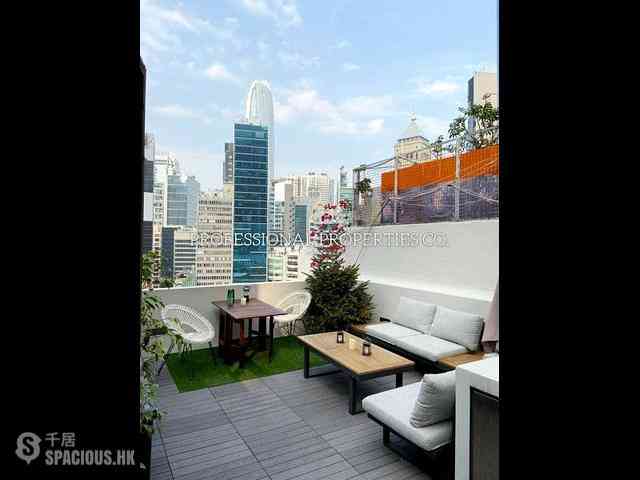 Central - Tung Yuen Building 02