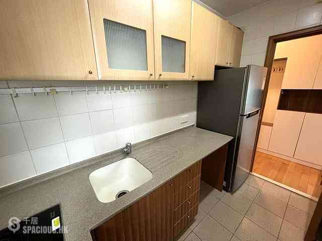 Tung Chung - Seaview Crescent Block 5 09