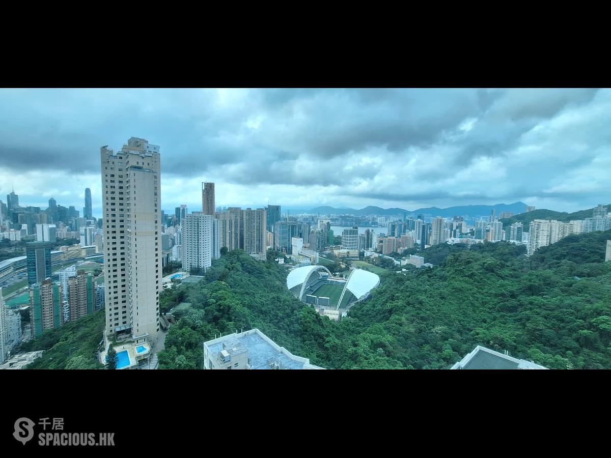 Happy Valley - The Colonnade 01