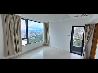 Happy Valley - The Colonnade 10