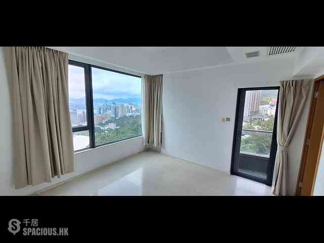 Happy Valley - The Colonnade 10