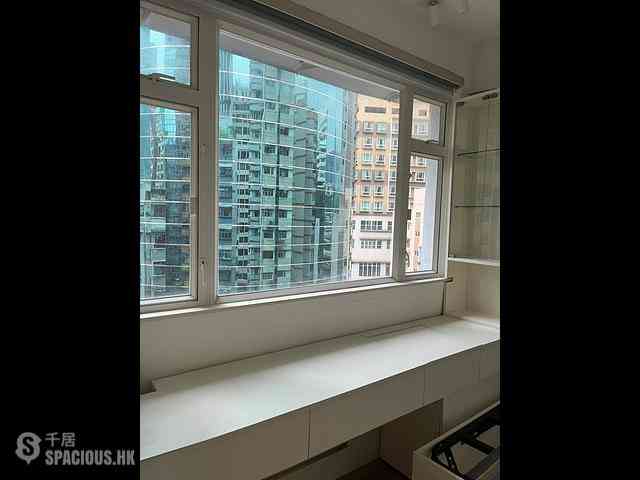 Wan Chai - Sun Tao Building 11