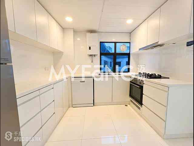 Chung Hom Kok - Jadebeach Villa 08