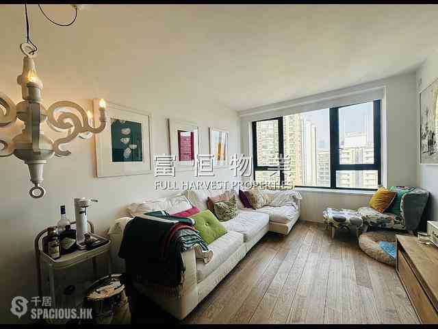 Mid Levels Central - Winsome Park 01