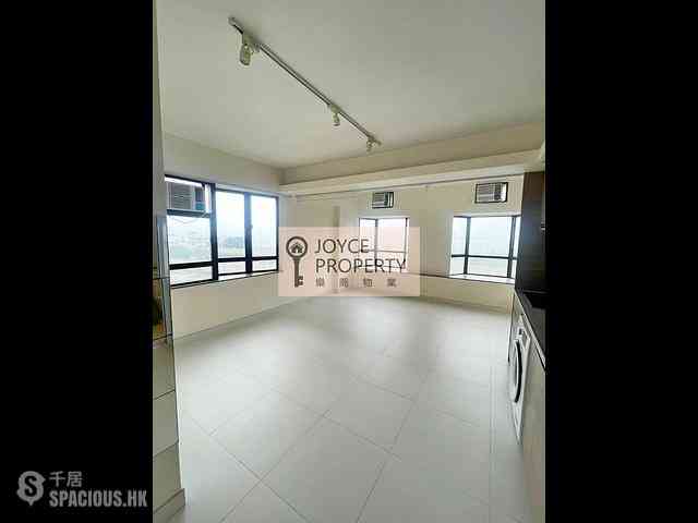 Sai Ying Pun - Connaught Garden 01
