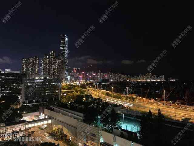 Tai Kok Tsui - Park Avenue Central Park Block 2 01