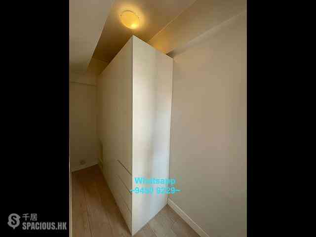 Sheung Wan - Welland Building 08