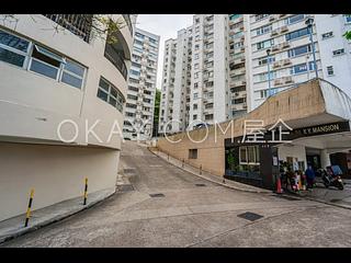 Pok Fu Lam - Y.Y. Mansions 21