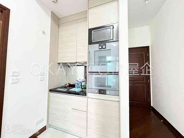 Wan Chai - The Avenue Phase 2 02