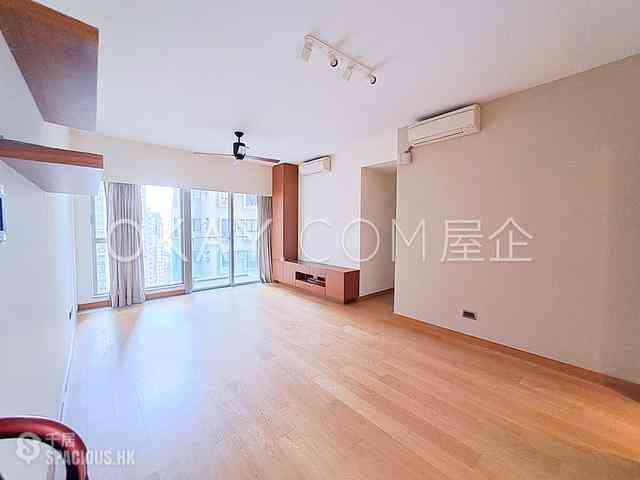 Sai Ying Pun - The Nova 01