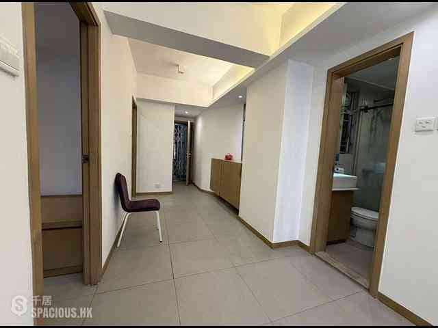 Wan Chai - Sun Tao Building 01