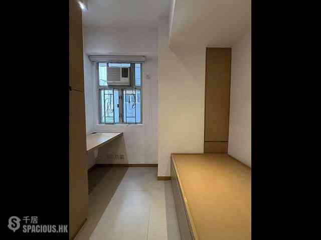 Wan Chai - Sun Tao Building 05