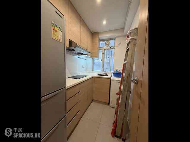 Wan Chai - Sun Tao Building 06