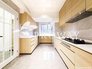 Mid Levels Central - Tregunter Tower 3 11