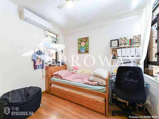 Pok Fu Lam - Baguio Villa Block 26 07