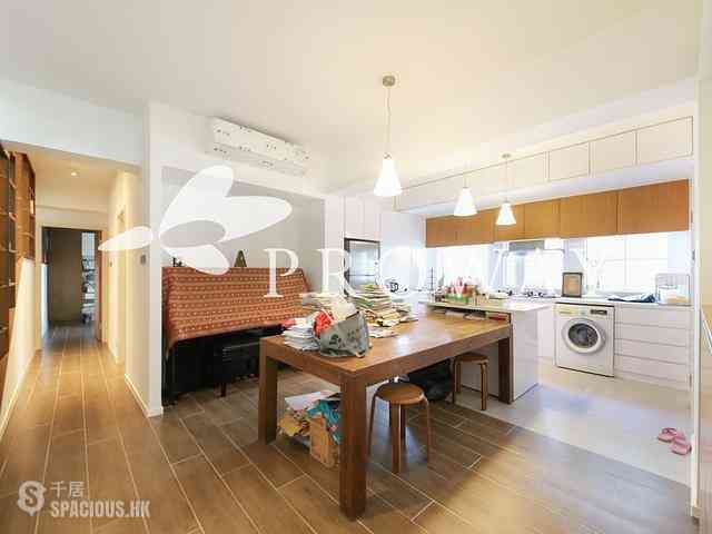Pok Fu Lam - King's Court 05