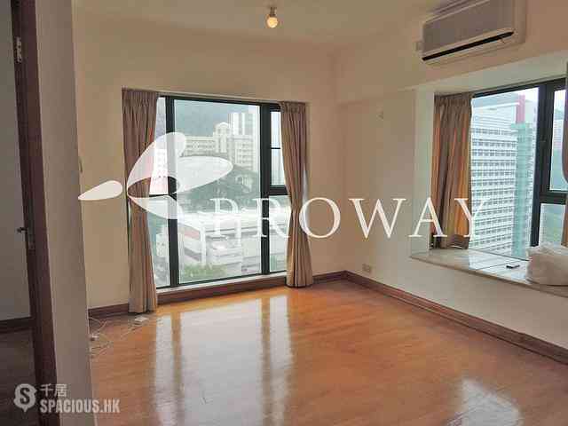 Kennedy Town - University Heights 01