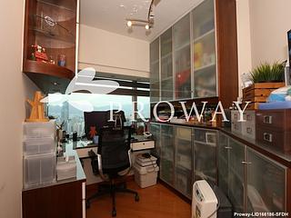 West Kowloon - Sorrento 07