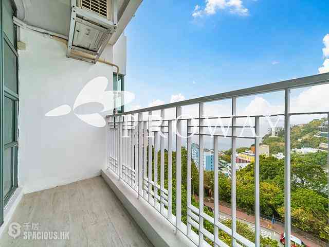 Pok Fu Lam - Bisney Terrace 03