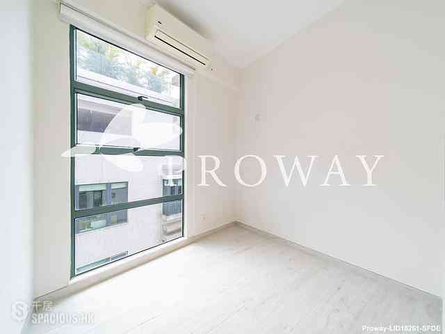 Pok Fu Lam - Bisney Terrace 08