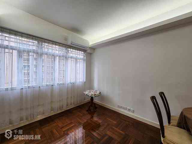 Sai Ying Pun - 55-57, Bonham Road 01