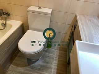 Sai Ying Pun - Island Crest 04