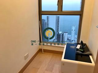 Sai Ying Pun - Island Crest 05