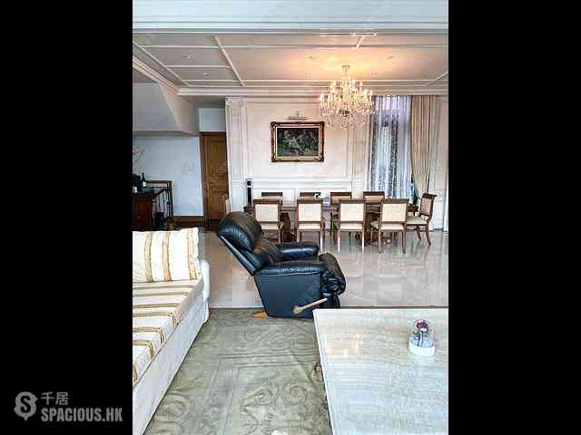 Stanley - Le Palais 02