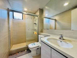Jardines Lookout - Cavendish Heights Block 6 05