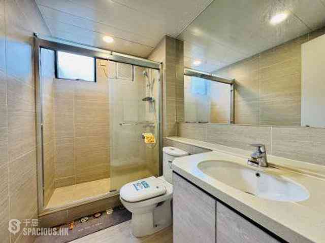 Jardines Lookout - Cavendish Heights Block 6 05