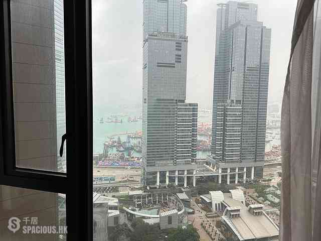 West Kowloon - The Arch Sun Tower (Block 1A) 07