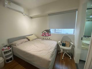 Mid Levels West - Chong Yuen 11