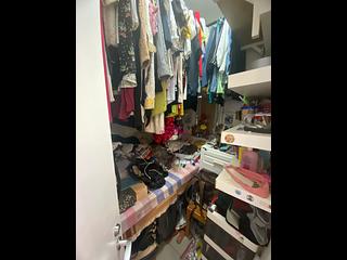 Mid Levels West - Chong Yuen 12