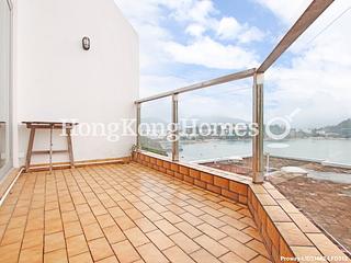 Chung Hom Kok - 30, Cape Road 03