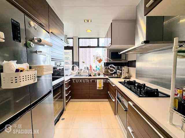 Mid Levels Central - Chung Tak Mansion 06