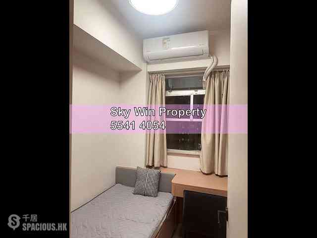 Mong Kok - Kwong Ah Building 12