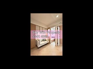 Mong Kok - Kwong Ah Building 15
