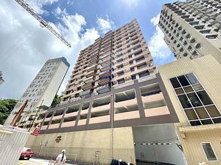 Mid Levels East - Sakura Court 07