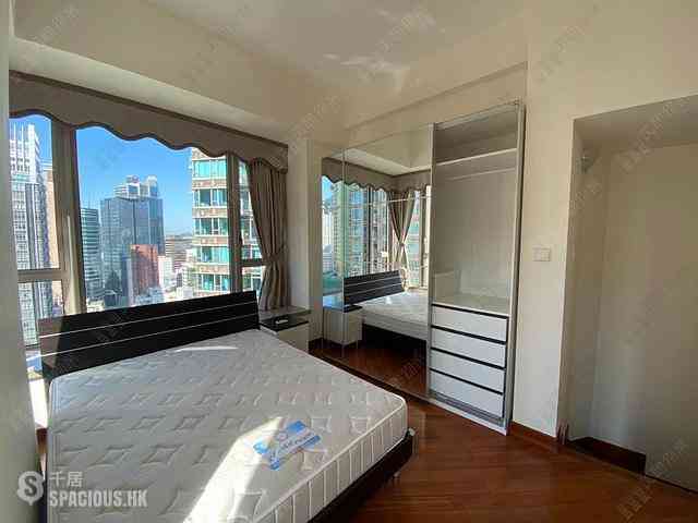 Wan Chai - The Avenue Phase 2 Block 3 01