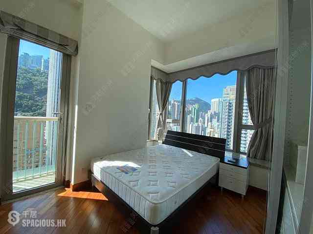 Wan Chai - The Avenue Phase 2 Block 3 06