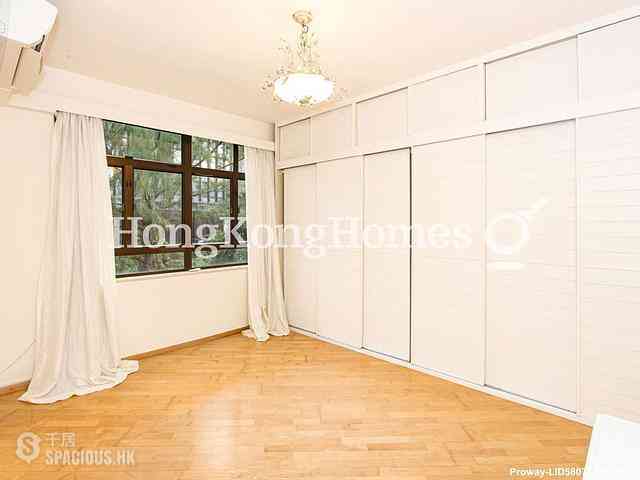 Happy Valley - 21-25, Green Lane 05