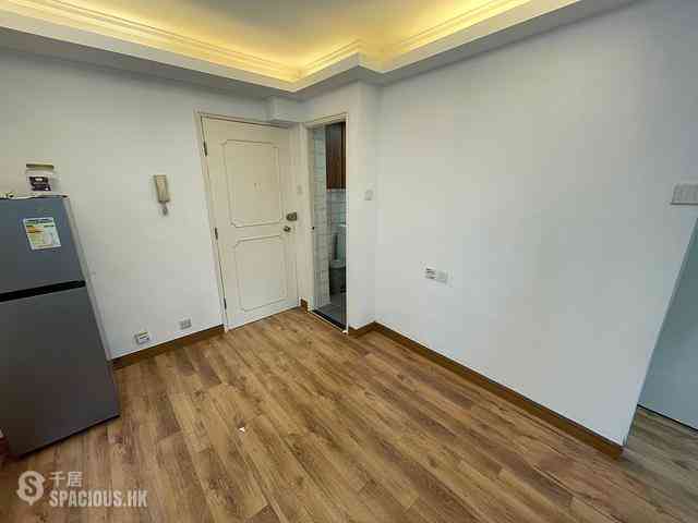 Sheung Wan - Evora Building 08